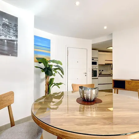Stunning 1 Bedroom In Centre Daire *